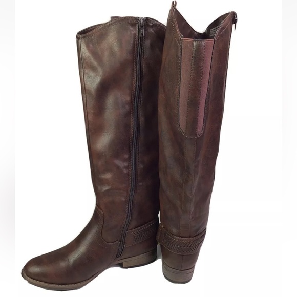 G.H Bass & Co Equestrian Knee High Brown Leather Extended Calf Boots Size 6.5M - Picture 2 of 5